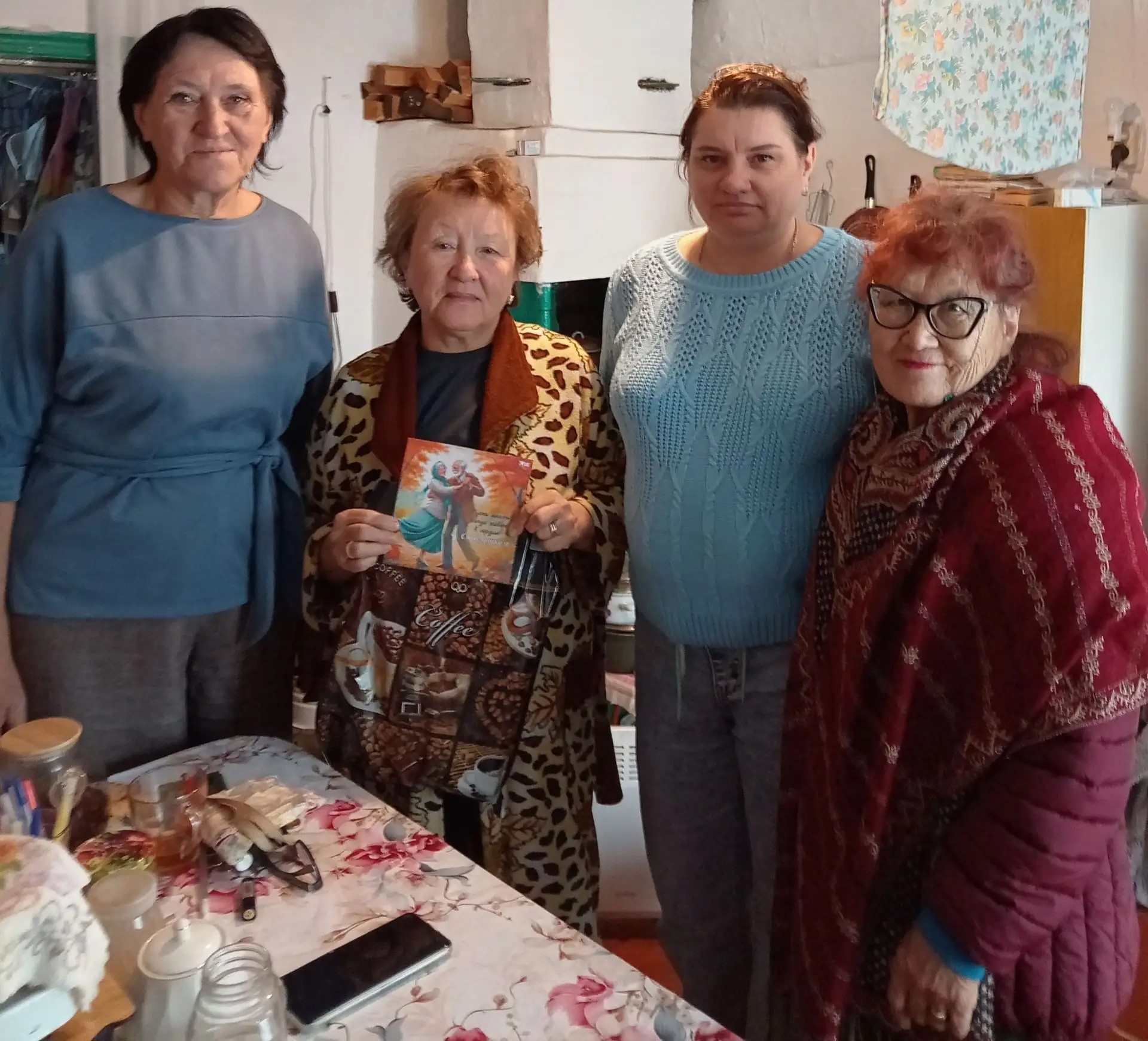 Поздравили старшее поколение